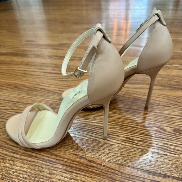 SARAH FLINT PERFECT SANDAL 100 - Like new!  Sand calf leather.  Size 37 - Picture 7 of 10